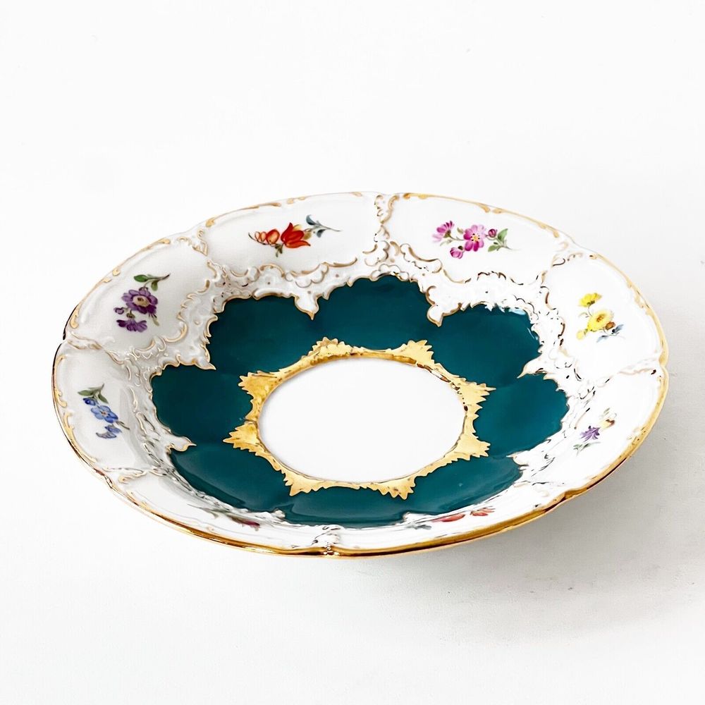 Meissen B Form Green with Scattered Flowers Saucer/Small Plate ONLY Replacement